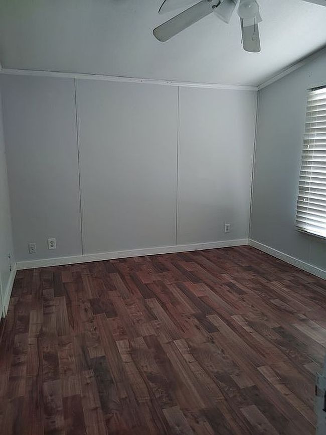 Additional photo 3 of property located at 3254 Springbrook Ave