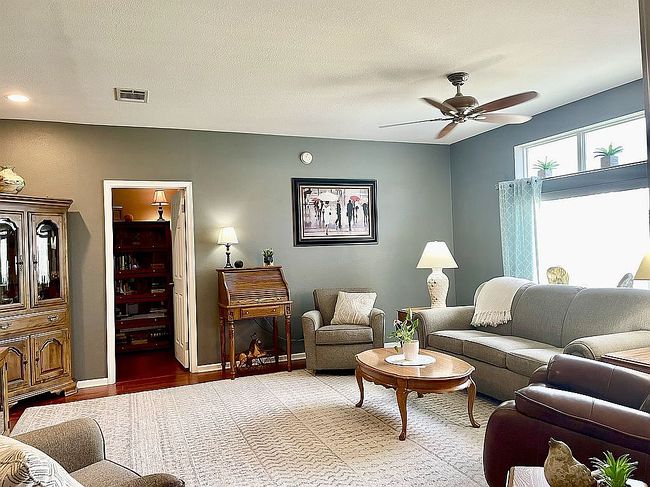 Photo of 2429 Pier Dr, Ruskin, FL