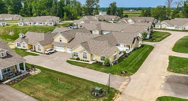 Additional photo 2 of property located at 610 Newport Ln