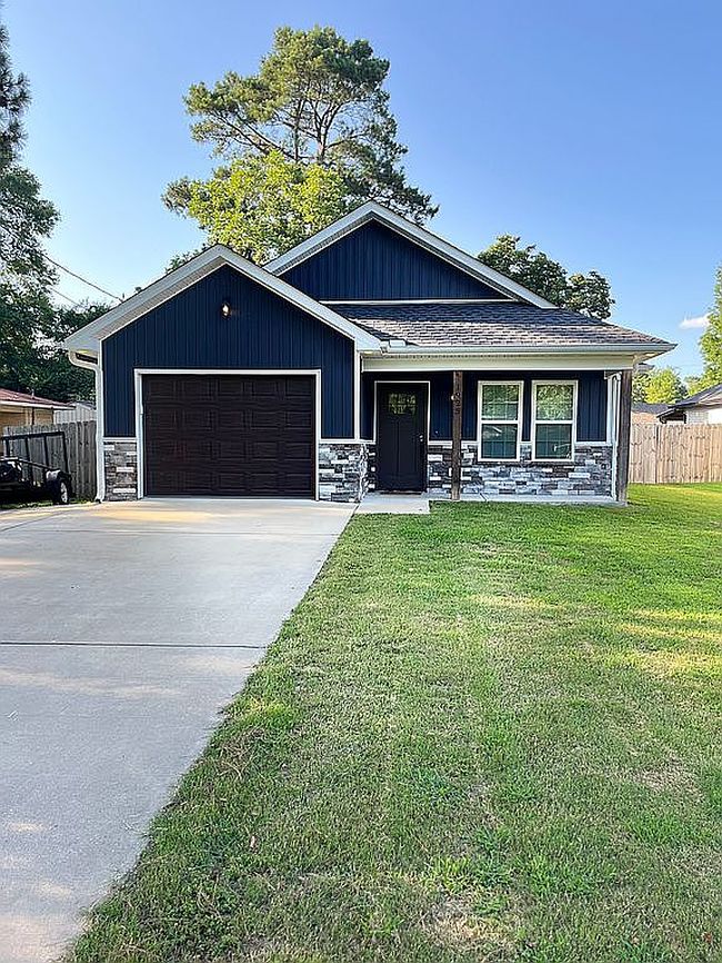 Photo of 1925 W Sevier St, Benton, AR