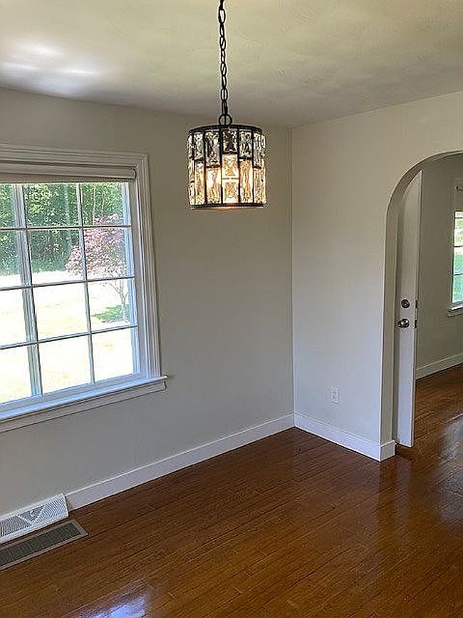 Photo of 2909 Hershey Rd, Erie, PA