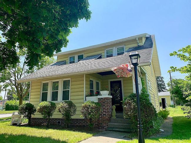 Image of 1454 Miner St