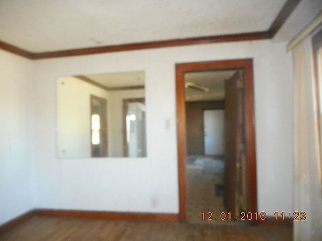 Photo of 3800 Mersington Ave, Kansas City, MO