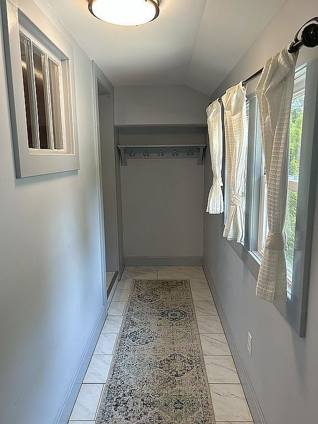 Photo of 66 Maple St, Hudson Falls, NY