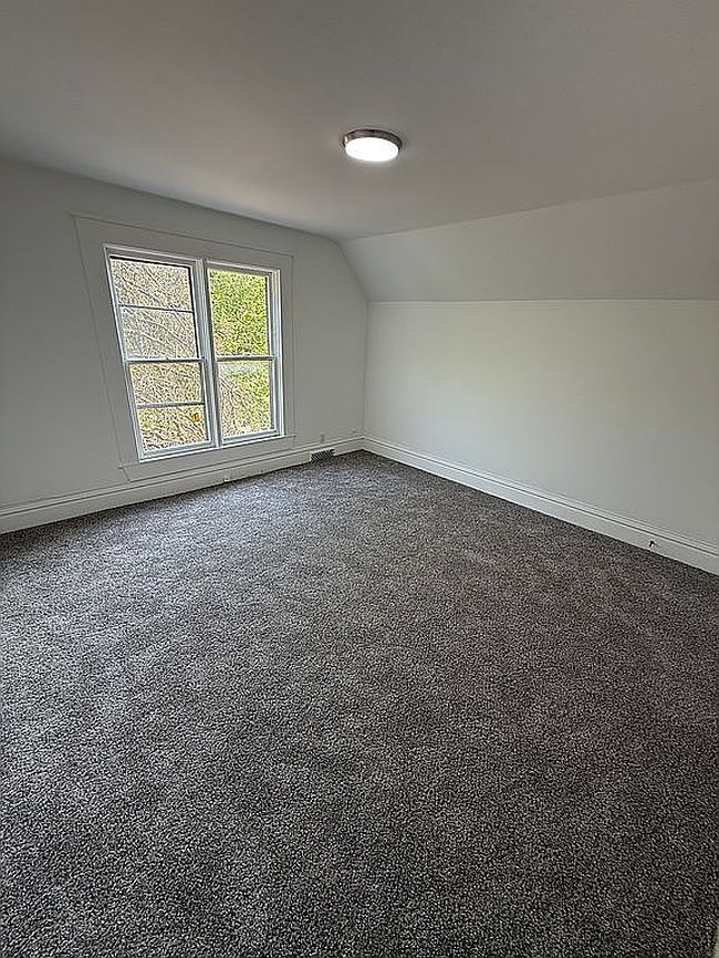 Photo of 1116 Crosby St, Rockford, IL