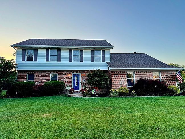 Photo of 424 Harvest Ct, Waterville, OH