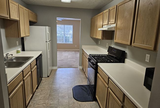 Additional photo 2 of property located at 112 Turning Point