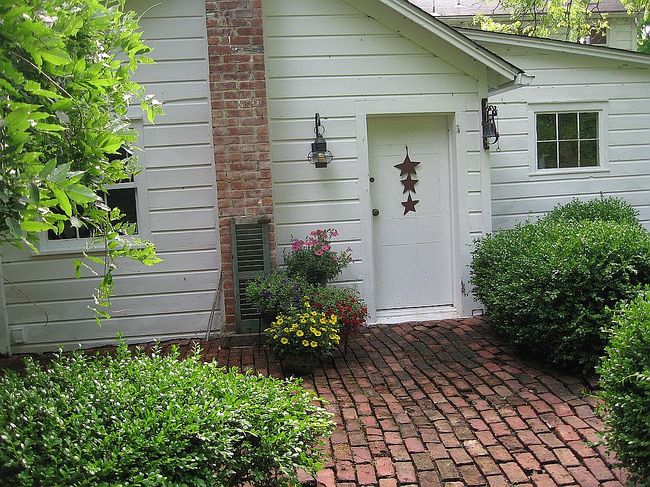 Photo of 233 Nine Partners Rd, Clinton Corners, NY