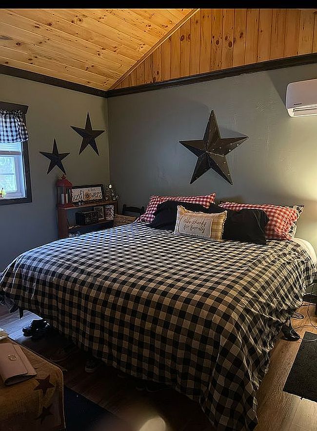 Photo of 454 Fossil Ln, Marlinton, WV