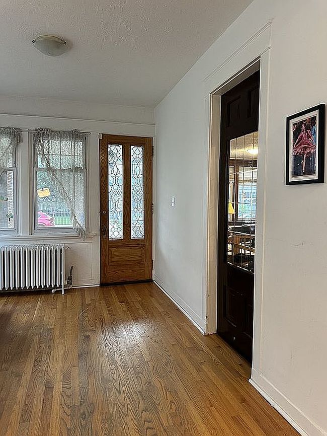 Photo of 824 Park Ave