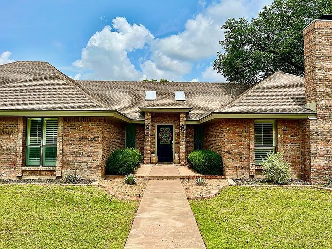 Image of 5820 Pecan Valley Ln