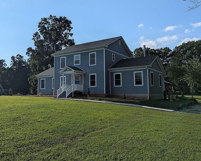 Photo of 820 Kenmore Rd, Amherst, VA