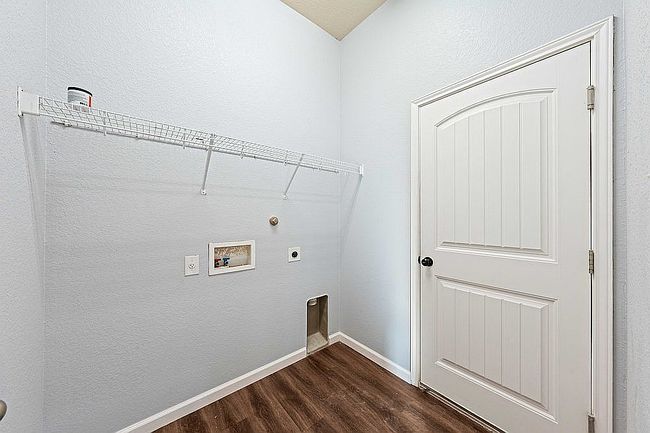 Additional photo 3 of property located at 8636 Lone Shadow Trl