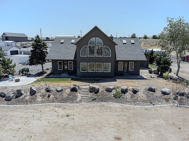 Photo of 17112 S Clodfelter Rd, Kennewick, WA