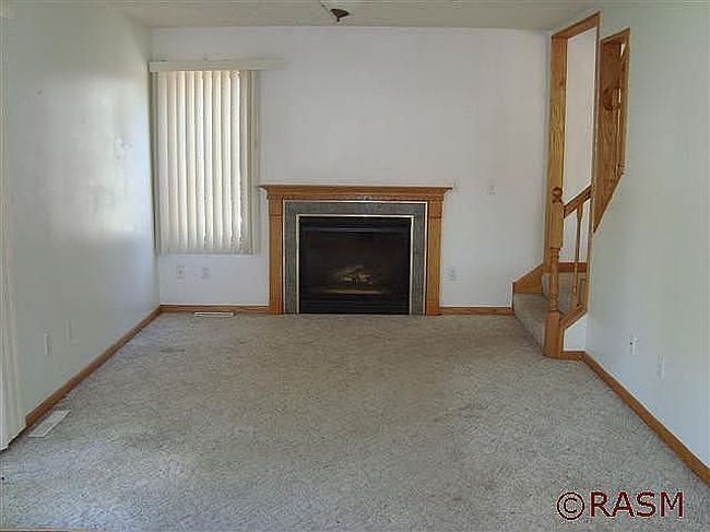 Image of 120 N 5th St