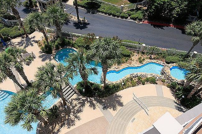 2230 Beach Dr Apt 705, Gulfport, MS