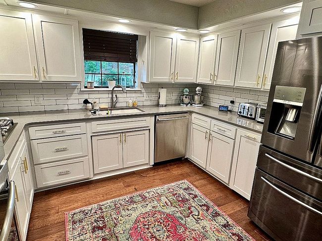 Photo of 321 Red Frk, Clinton, OK