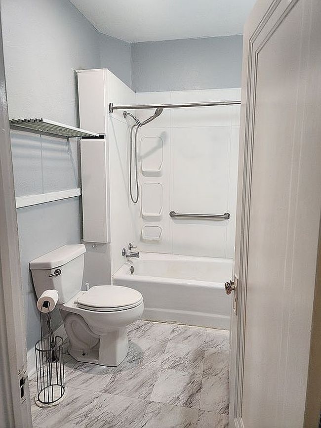 Photo of 402 W 9th St, La Crosse, KS