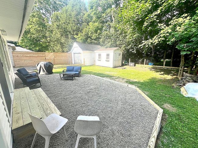Photo of 2868 West Ave, Greenhurst, NY