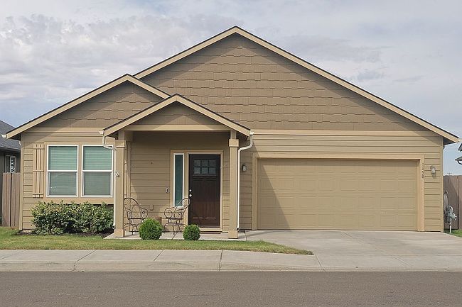 Photo of 1450 Sw Greeley St, College Place, WA