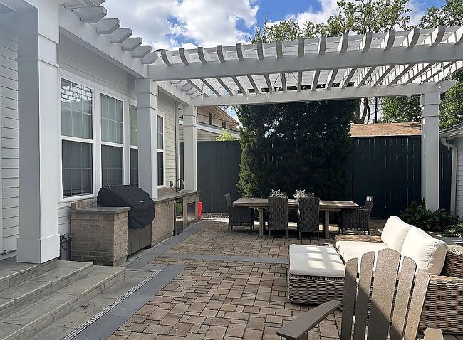 Image of 240 Atherton Dr
