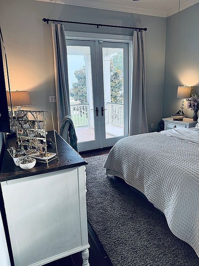 Image of 2317 Beach Blvd