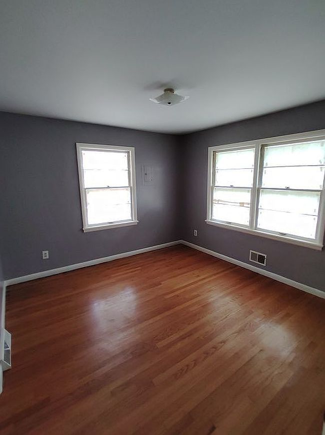 Image of 5500 Deering Heights Dr