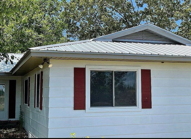 Image of 450 Iva Rd