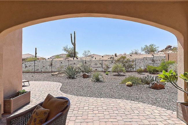 Photo of 18253 W Thistle Landing Dr, Goodyear, AZ