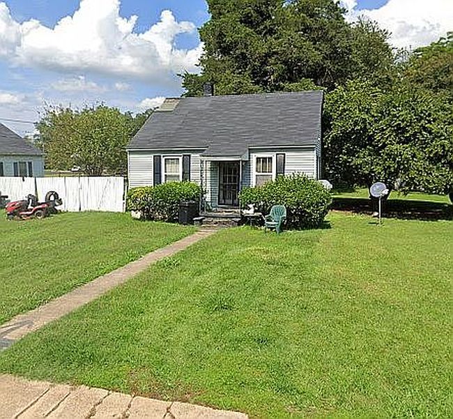 Preview of property located at 717 Boyd St