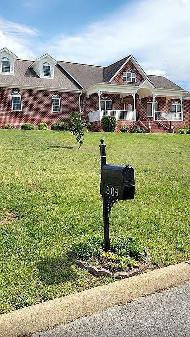 Image of 504 Lynnwood Dr