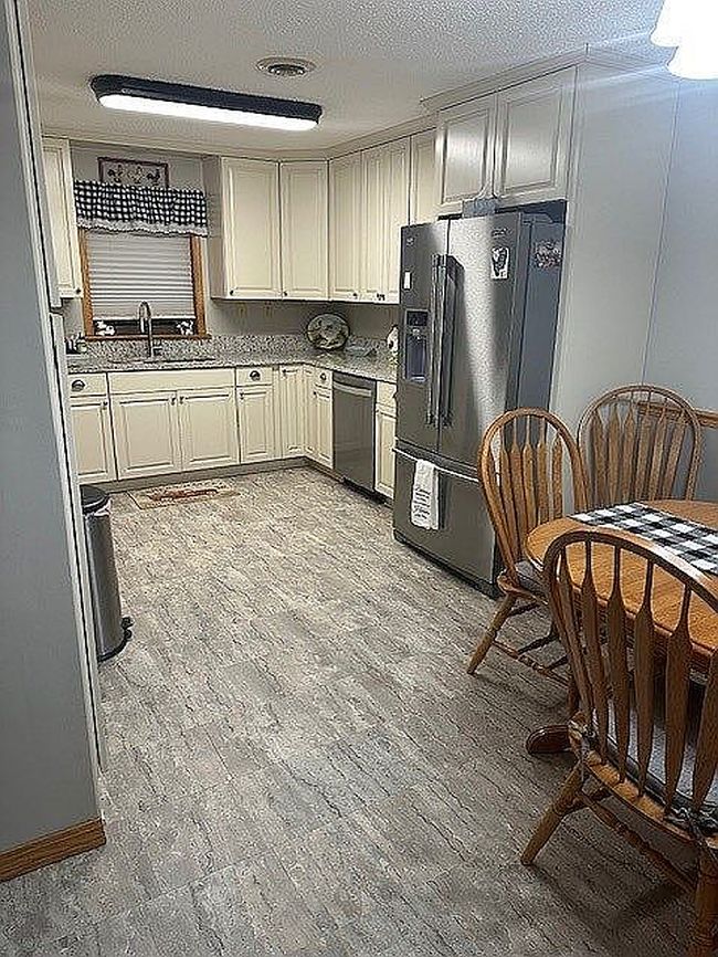 Photo of 28501 County Road 6215, Edgar Springs, MO