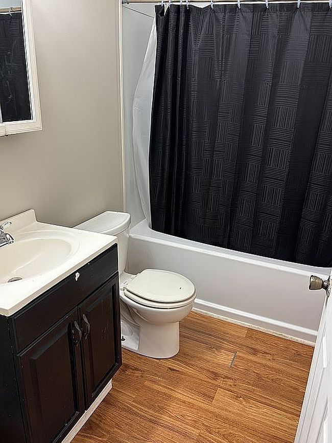 Image of 300 S Marion St