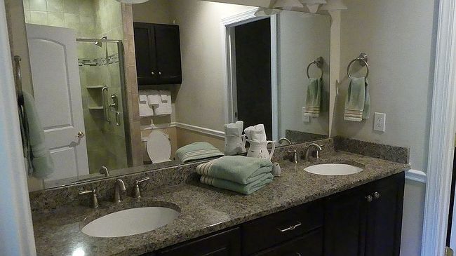 Photo of 8545 Whistling Straits Dr, Radford, VA