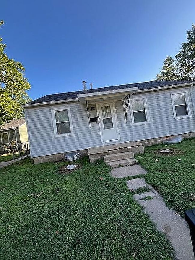 Photo of 4050 E Whitney Ln, Wichita, KS