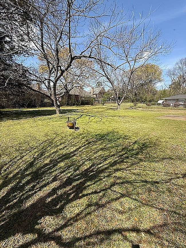 Image of 3115 Brookside Dr