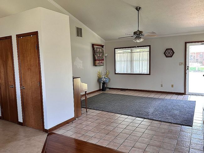 Photo of 136 Post Rd, Virden, IL