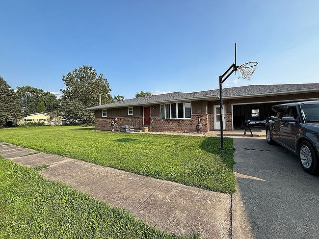 Photo of 311 E Churchill St, Keswick, IA
