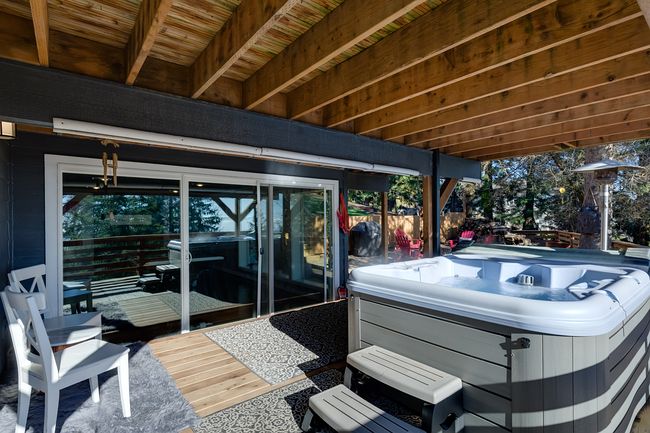 Additional photo 2 of property located at 10951 Se Valley View Ter