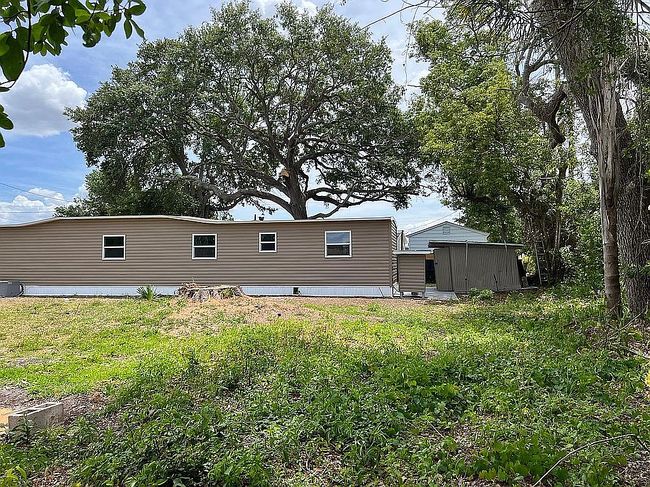 Image of 904 Robinson Ave