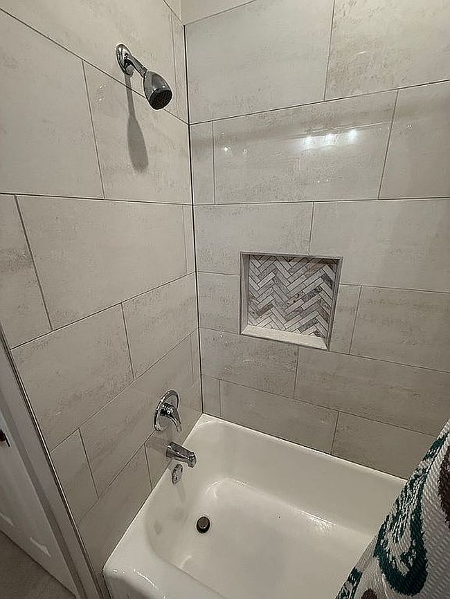 Image of 607 E Duval St