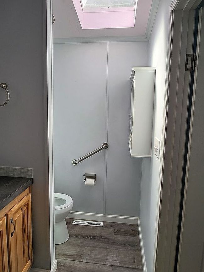 Photo of 7 Starboard Ln, Freeport, ME