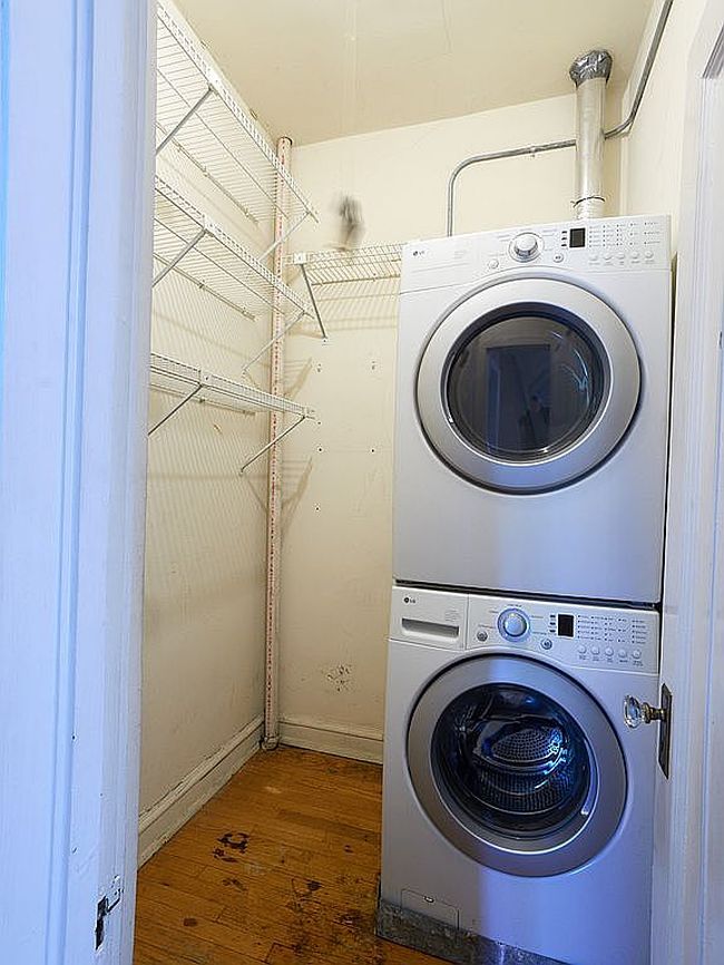 Photo of 1641 Hinman Ave Apt 3, Evanston, IL