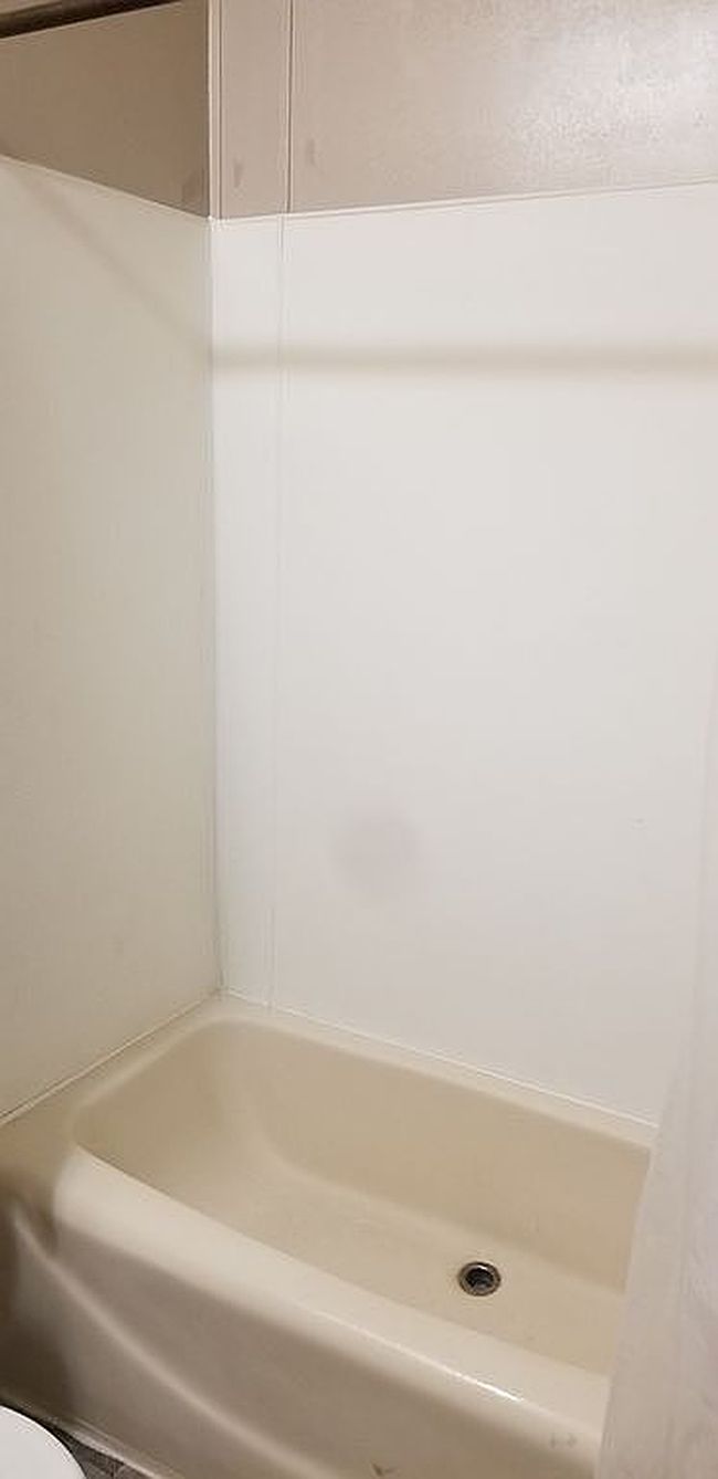 Image of 201 W Albert Ave