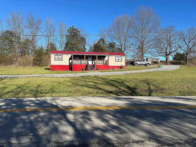 Image of 330 Piqua Ln
