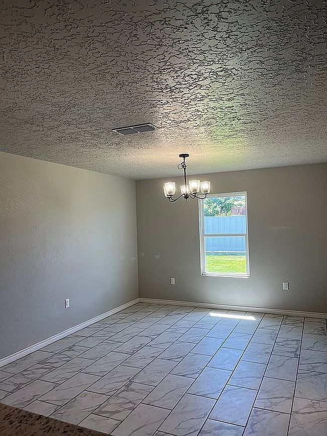 Photo of 3720 Garden Ter, Clovis, NM