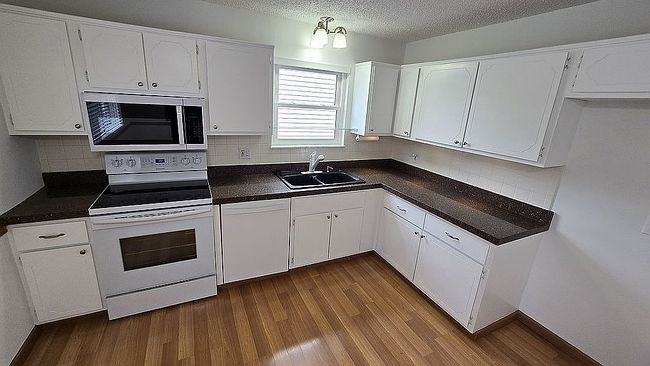 Photo of 529 Sappington Barracks Rd, Saint Louis, MO