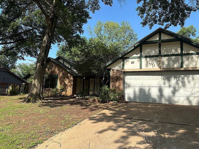 7308 S Redbud Ave W, Broken Arrow, OK