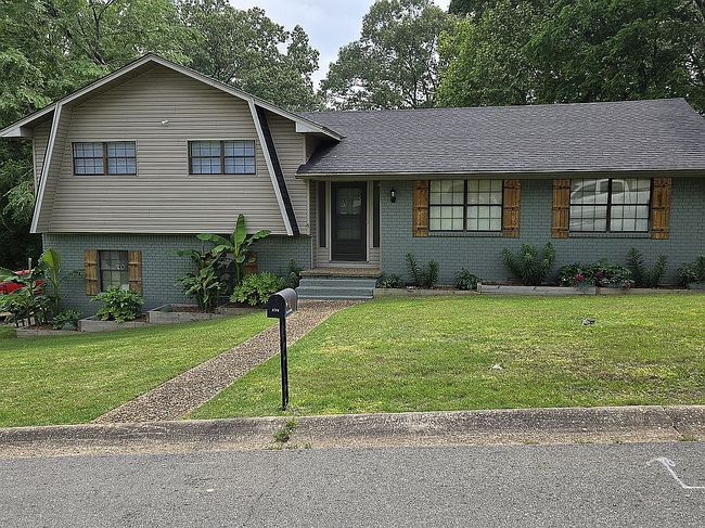 Image of 1700 Chitwood St