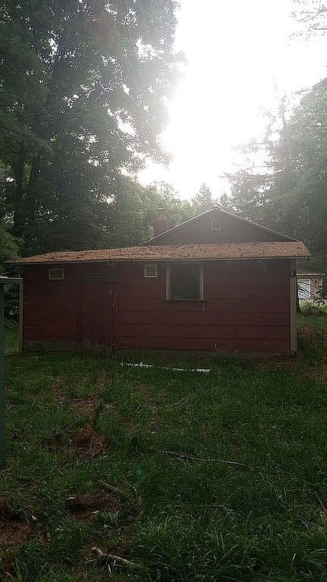 Image of 4337 N Wood Rd